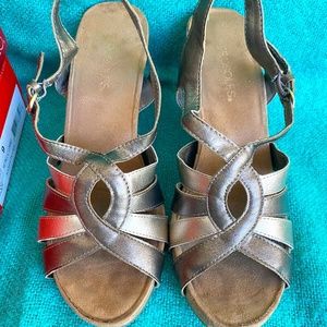 Aerosole Sassy Metallic Combo Wedge Sandals
